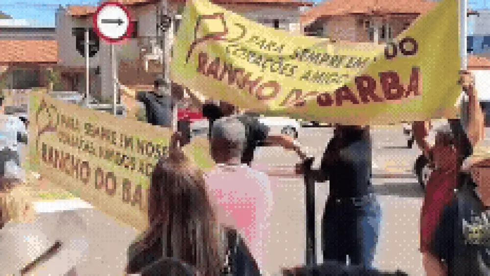 Adeus a Barba tem fogos e violada no Rancho