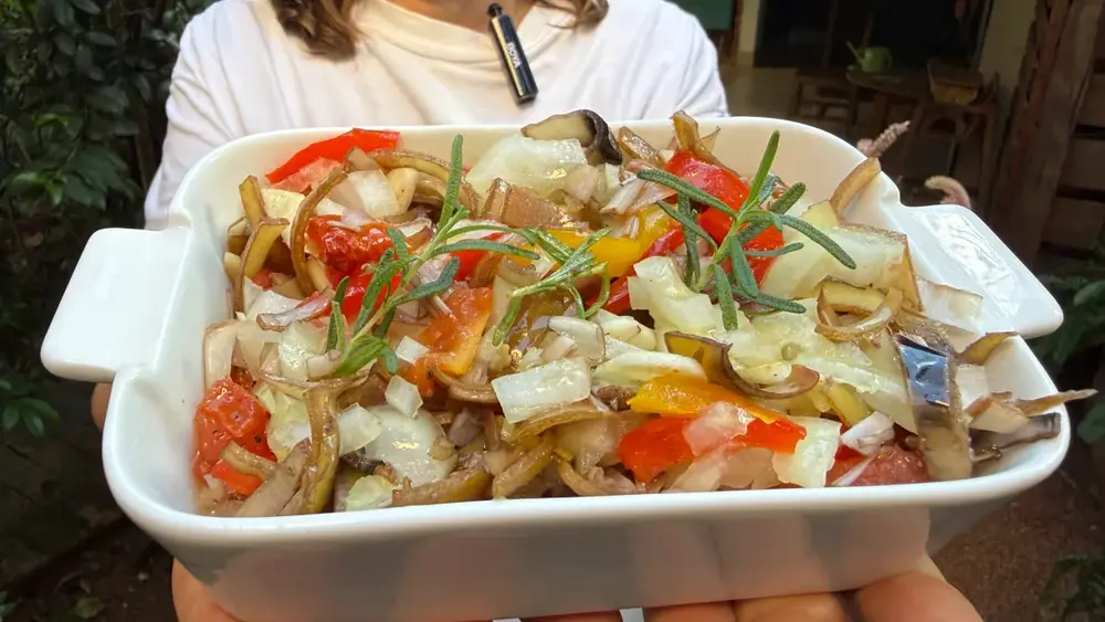 Coração da bananeira vira caponata deliciosa e surpreende