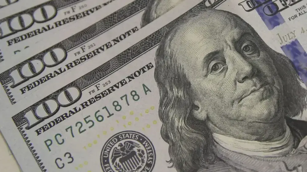 Dólar recua a R$ 5,17 com trégua no Oriente Médio