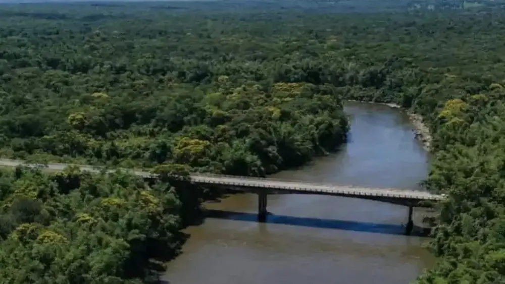 Ponte sobre Rio Miranda volta a liberar veículos acima de 10 toneladas